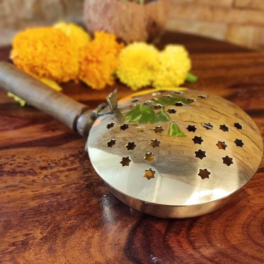 PujaCraft Antique Brass Sambrani Stand & Loban Dhoop Dani Burner | Aarti | ( Height: 4cm , Width: 12cm ,Weight : 400 Gram)er with Wooden Hand