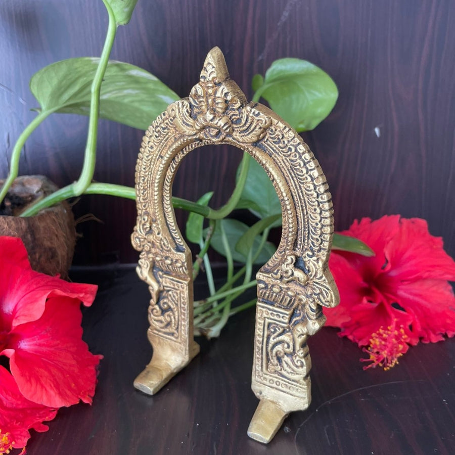 PujaCraft Brass Prabhavali Arch For Idol  (Handmade , Height: 13cm , Width: 9cm , Weight: 290 Gram)
