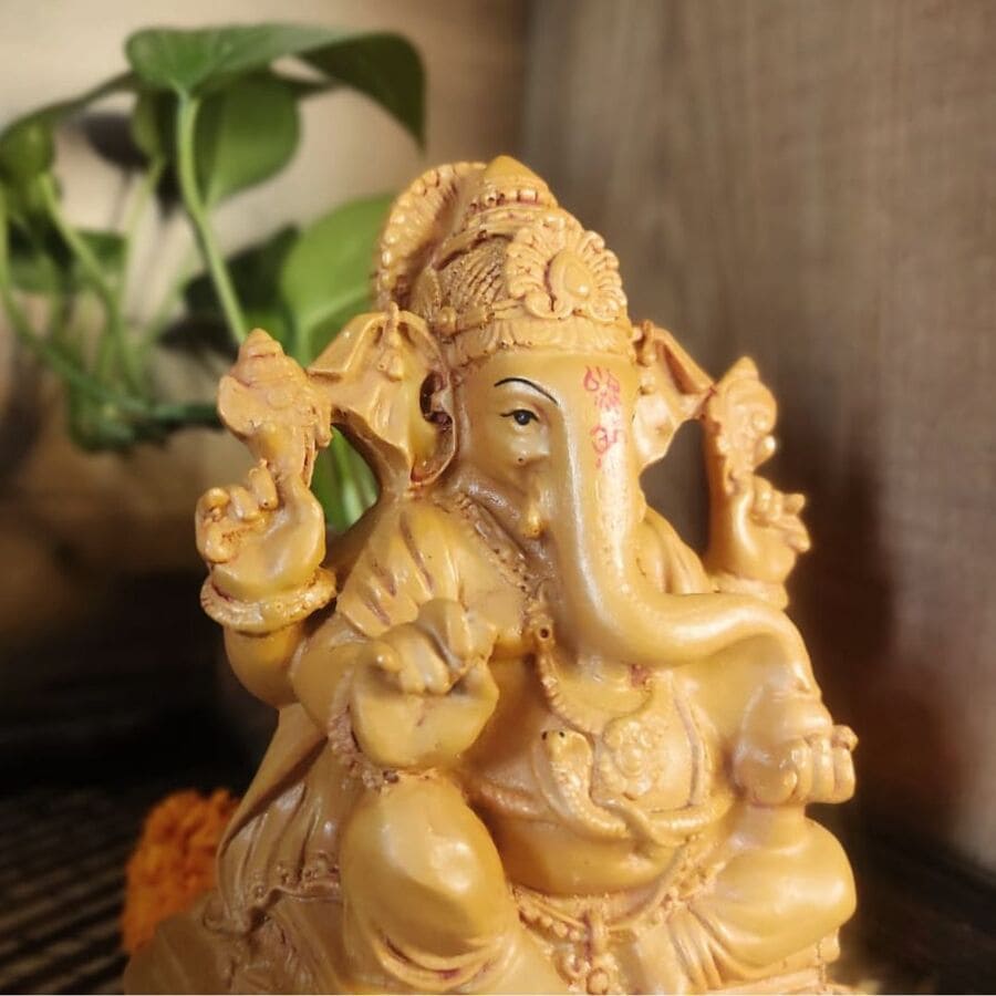 PujaCraft Polyresin Lord Ganesha Idol ( Width: 13cm, Height: 18cm, Weight: 620 Grams )