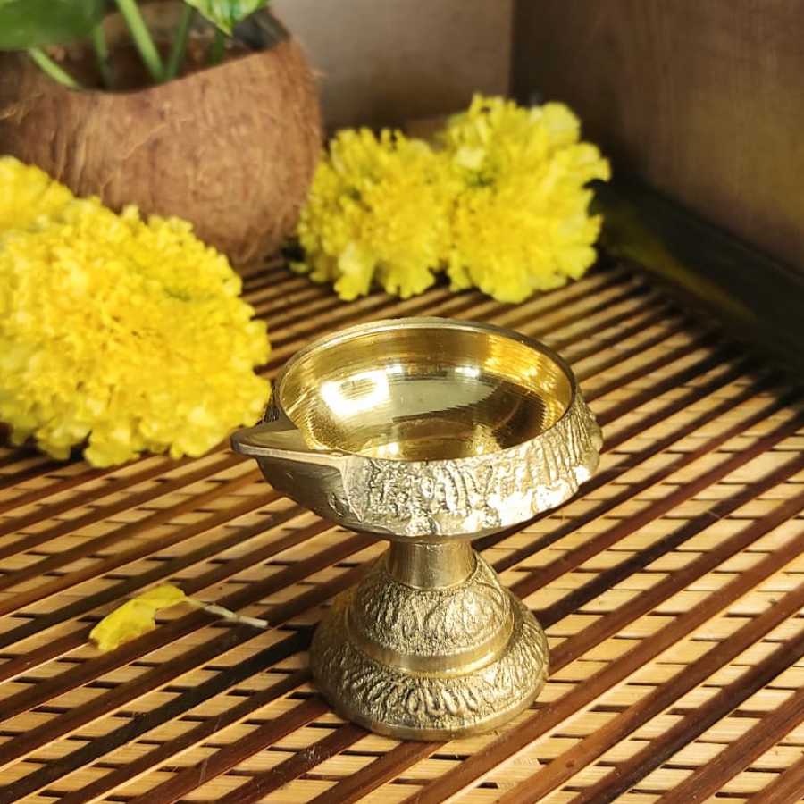 PujaCraft Brass Shanthi Stand Kuber Deep (Premium Look, Height: 7cm , Width: 7cm , Weight: 82 Gram)