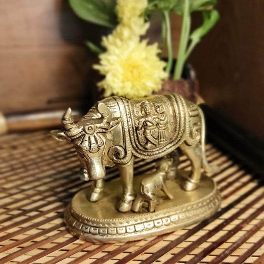 PujaCraft Brass kamdhenu Cow Idol ( Radhakrishna ) (Width: 12cm, Height: 8cm, Weight: 1032 Grams)