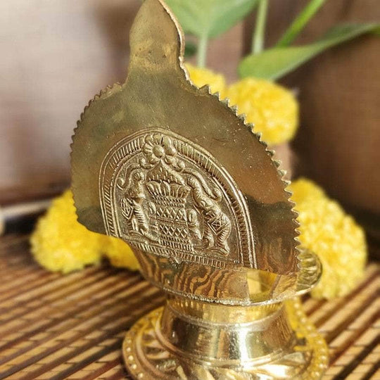 PujaCraft Brass Sangu Chakra Namam Vilaku (Pooja Vilaku , Height: 14cm , Width: 10cm , Weight: 413 Gram)