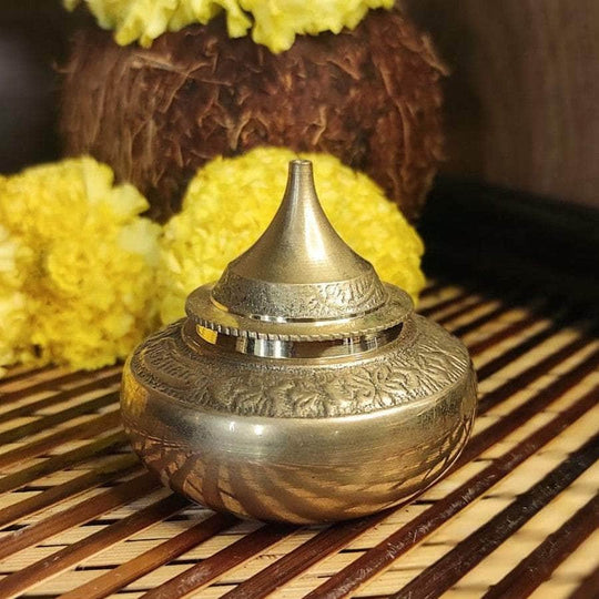 PujaCraft Antique Kumkum Box (Unique Design , Height: 5cm , Width: 6cm , Weight: 70 Gram)