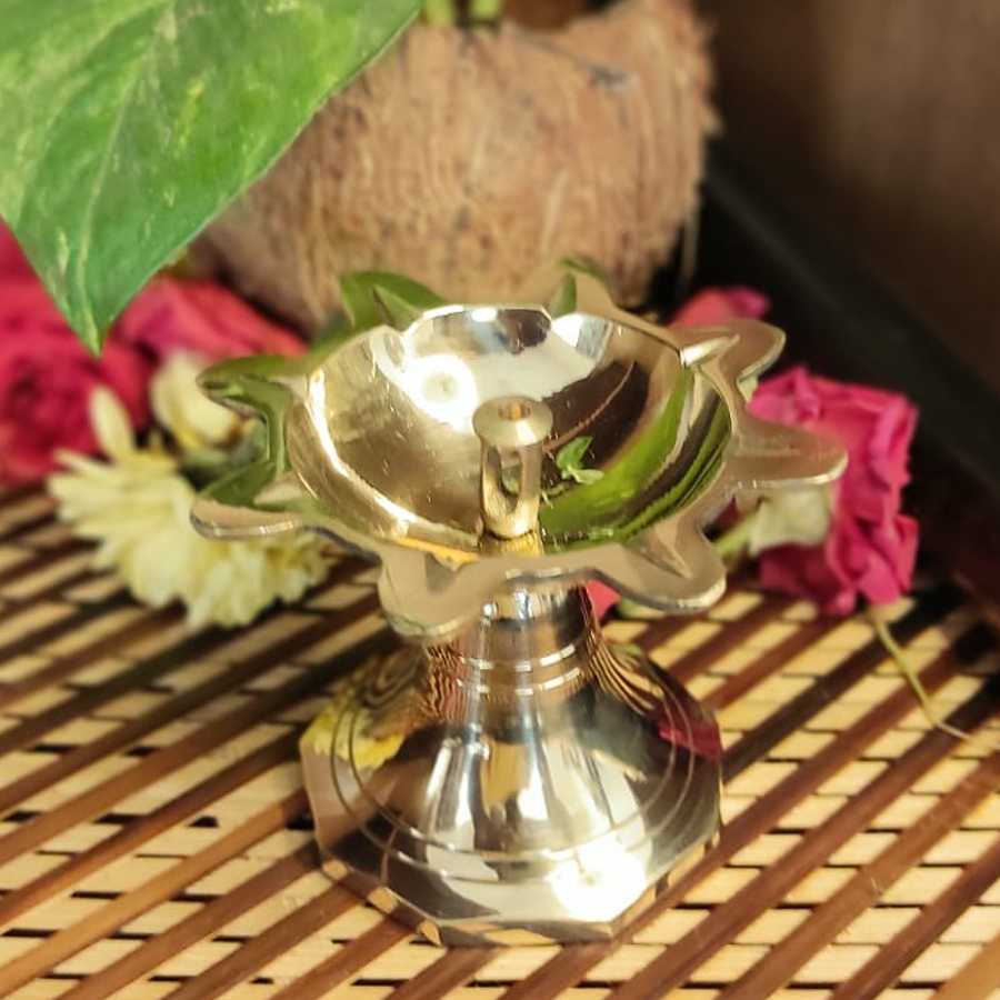 PujaCraft Brass Navagrah Vilak (Antique deep, Height: 5.5cm , Width: 8cm , Weight: 120 Gram)