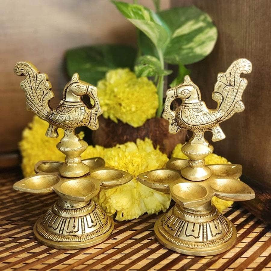 PujaCraft Brass Antique Peacock Pavai Deepam (Unique Design , Height: 17cm , Width: 11cm , Weight: 572 Gram)